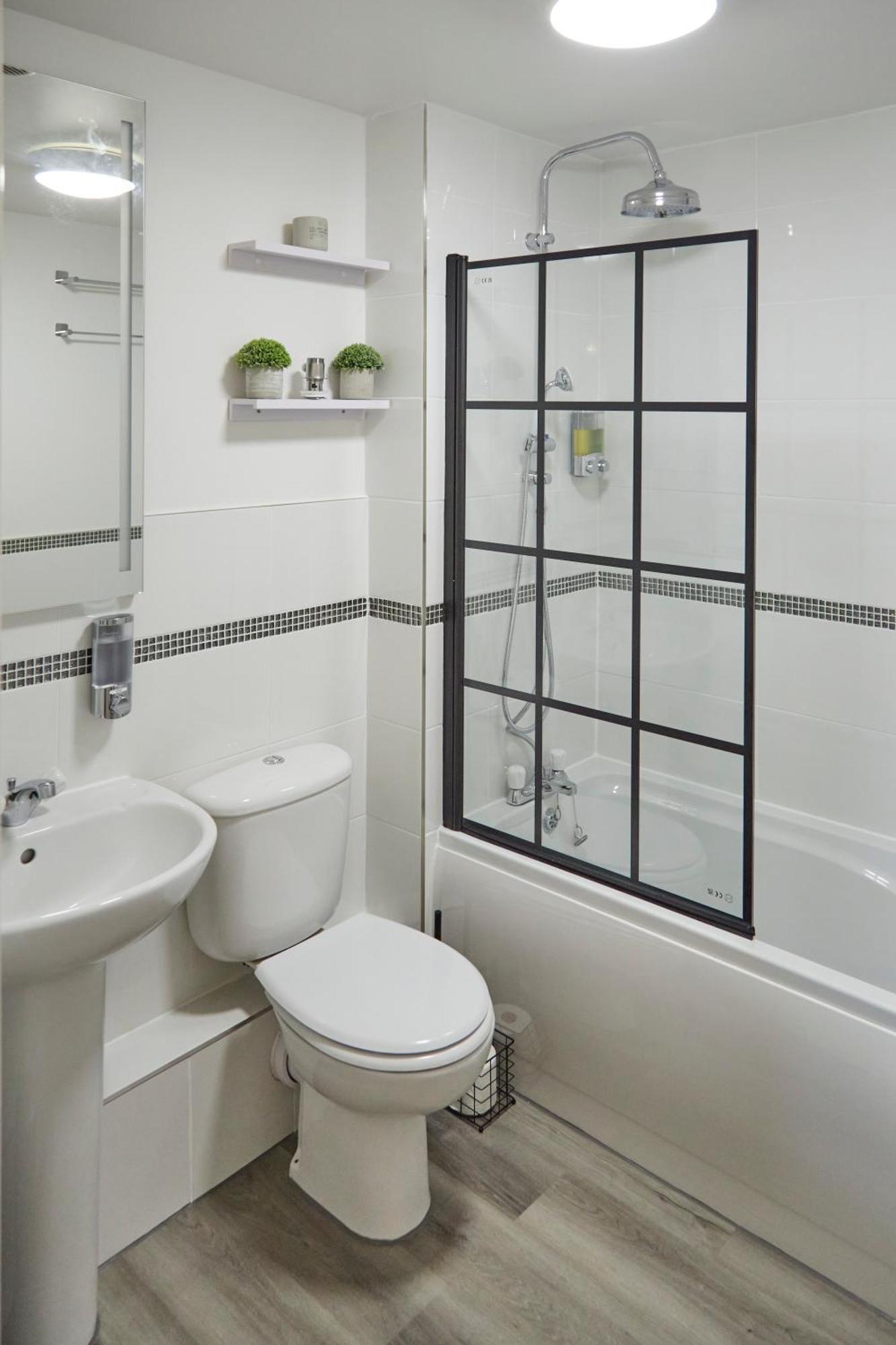 Stylish 2-Bedroom Apartment With Free Parking Halifax Dış mekan fotoğraf